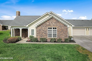 4921 Willow Bluff Cir, Knoxville, TN 37914