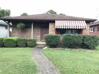 742 W 2nd St, Ceredo, WV 25507