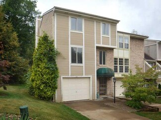 311 Shadow Wood Ct, Trafford, PA 15085