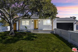 8218 Belford Ave, Los Angeles, CA 90045