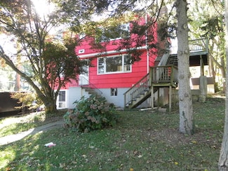 32 Deerfield St Unit 2, Norwalk, CT 06854