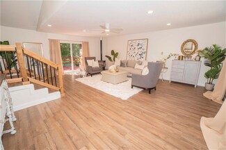 2300 Watrous Ave, Des Moines, IA 50321