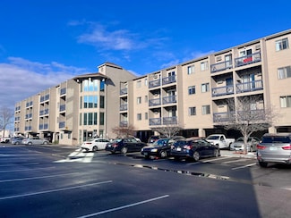 32 Ashworth Ave Unit 323, Hampton, NH 03842