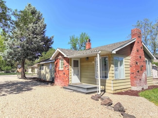 2912 S Harmony Ave, Boise, ID 83706