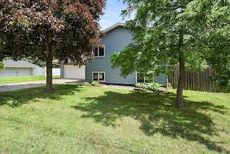 110 Vine St, Monticello, MN 55362