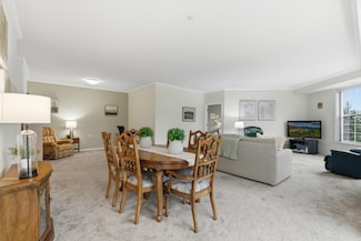 600 Greenhaven Dr Unit 213, Burnsville, MN 55306