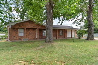 130 W Military Dr, North Little Rock, AR 72118