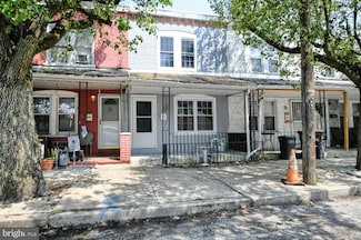 2110 W 6th St, Chester, PA 19013
