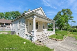 411 Pleasant St, Joliet, IL 60436