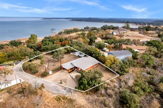335 Lake Dr, Buchanan Dam, TX 78609
