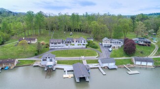 2961 Blackberry Ln, Hiwassee, VA 24347