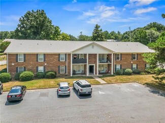 4700 Lawndale Dr Unit D, Greensboro, NC 27455