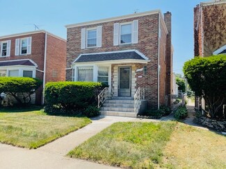 2611 W Balmoral Ave, Chicago, IL 60625