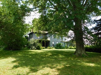 11037 York Rd, Etna, OH 43105