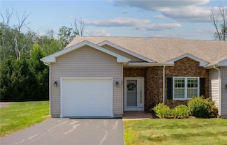41 Breakneck Hill Rd Unit 26, Lincoln, RI 02865