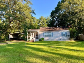 107 Maple St, Thomasville, GA 31792