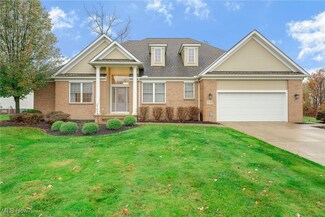 11129 Quail Hollow Dr, Painesville, OH 44077