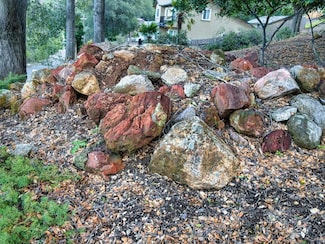 3223 S Lake Dr, Kelseyville, CA 95451
