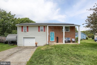 3 Pavilion Ln, Selinsgrove, PA 17870