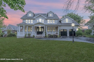 237 Bayview Ave, Staten Island, NY 10309