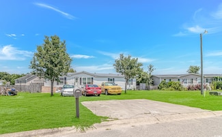 8372 Cherrywood Dr, Myrtle Beach, SC 29588