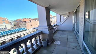 701 Pennsylvania Ave NW Unit 1107, Washington, DC 20004
