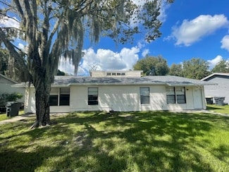 1083 Old Dr S, Lakeland, FL 33811