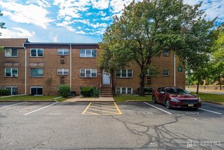 381 College Dr, Edison, NJ 08817