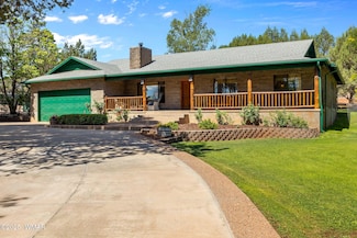 1030 Chamberlain Way, Show Low, AZ 85901
