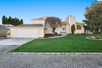 909 W 34th Ave, Kennewick, WA 99337