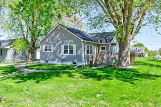1303 W 2nd St, Boone, IA 50036