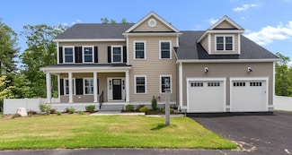 11 Saint Paul Ln Unit 1, Westford, MA 01886