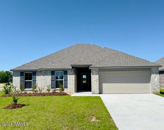 3220 Haven Lake Dr, Maurice, LA 70555
