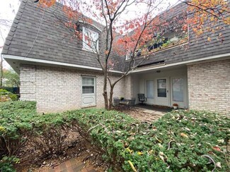 840 Malabu Dr Unit 103, Lexington, KY 40502