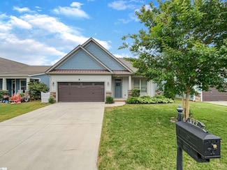 177 Bur Oak Dr, Taylors, SC 29687