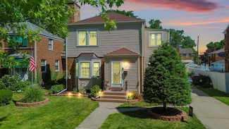 223 Gregory Ave, Munster, IN 46321