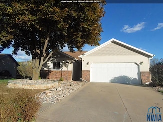 514 Ascot St, Sioux City, IA 51103