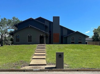 1005 Mockingbird Ln, Longview, TX 75601