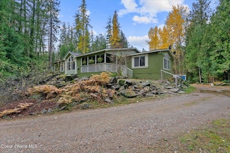 9864 Bottle Bay Rd, Sagle, ID 83860