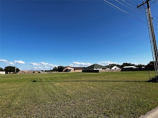 5 Cactus St, Giddings, TX 78942