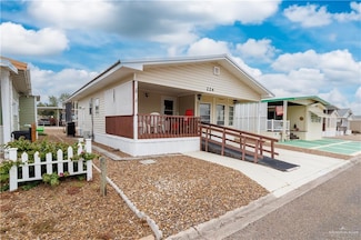 224 Harness Dr, Mission, TX 78574