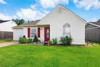 1104 W Easy St, Rogers, AR 72756