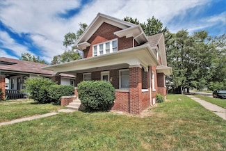 802 N Olive St, South Bend, IN 46628