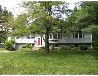 35 Dawson Dr, Sudbury, MA 01776