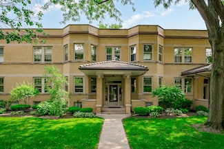206 S Lombard Ave Unit 206B, Oak Park, IL 60302