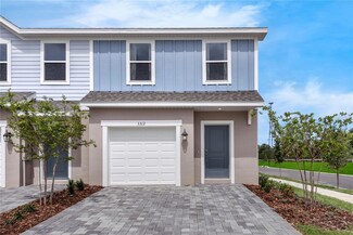 3348 Thicket St, Tavares, FL 32778