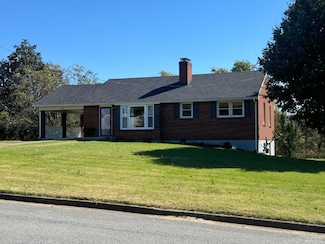 1128 Glenfield Dr, Lynchburg, VA 24502