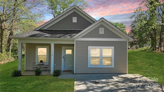 1124 Clouse St, Gastonia, NC 28052