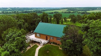 2732 Settlers Trail, Saint Charles, IA 50240