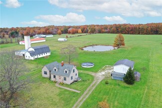 3452 Jones Rd, Diamond, OH 44412
